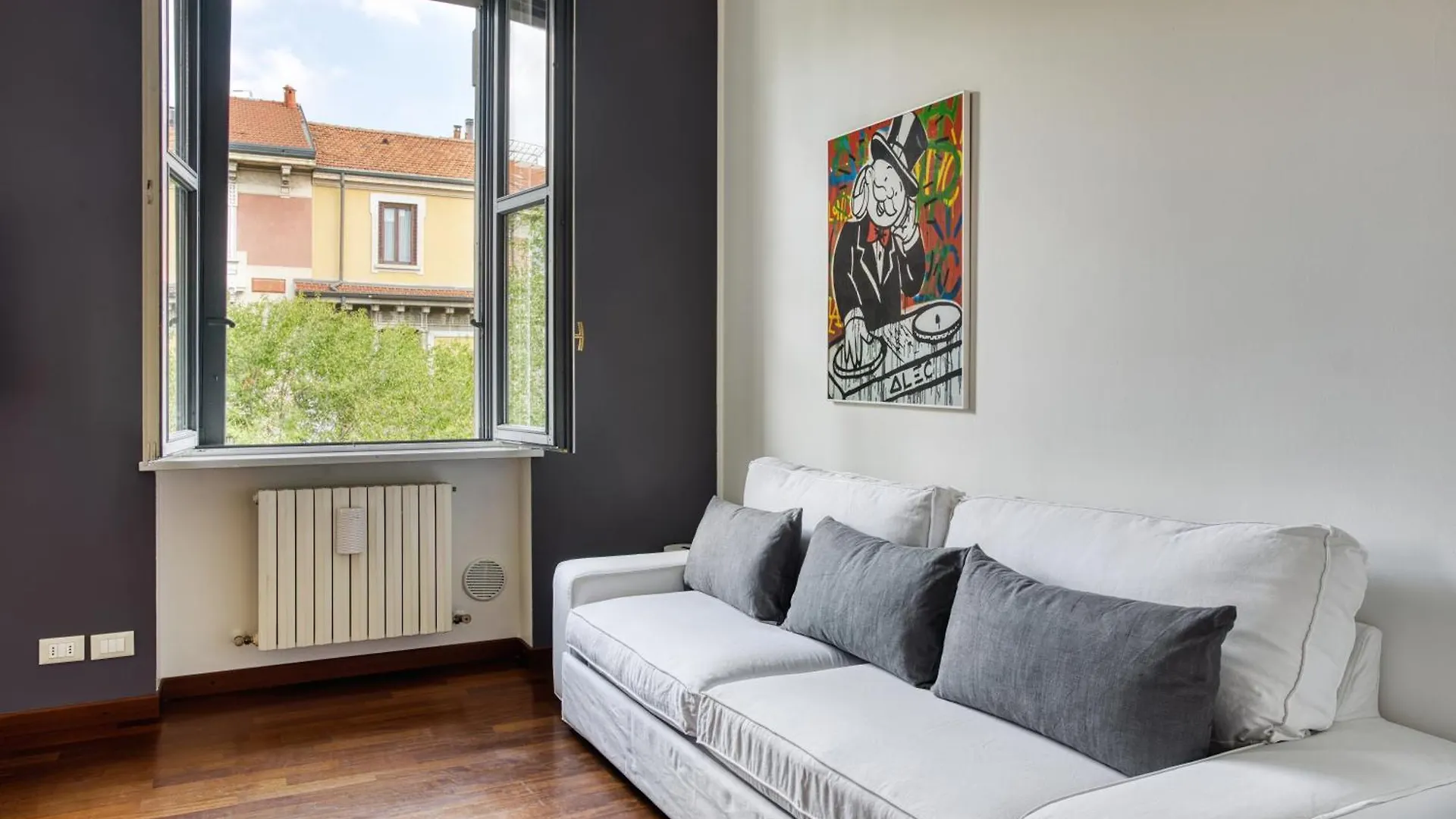Just Urban Stays - Delightful Apartment - Porta Romana Milan Italy