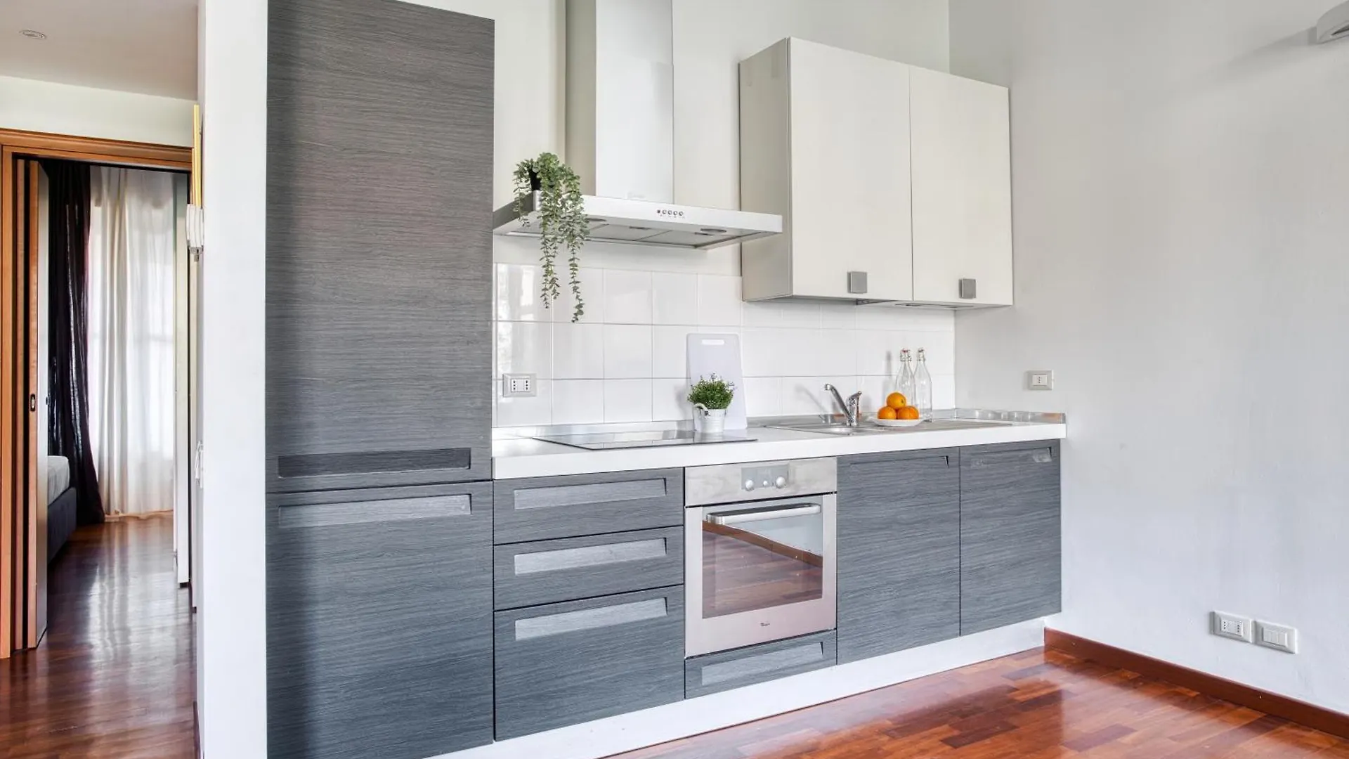 Just Urban Stays - Delightful Apartment - Porta Romana Milan 0*,