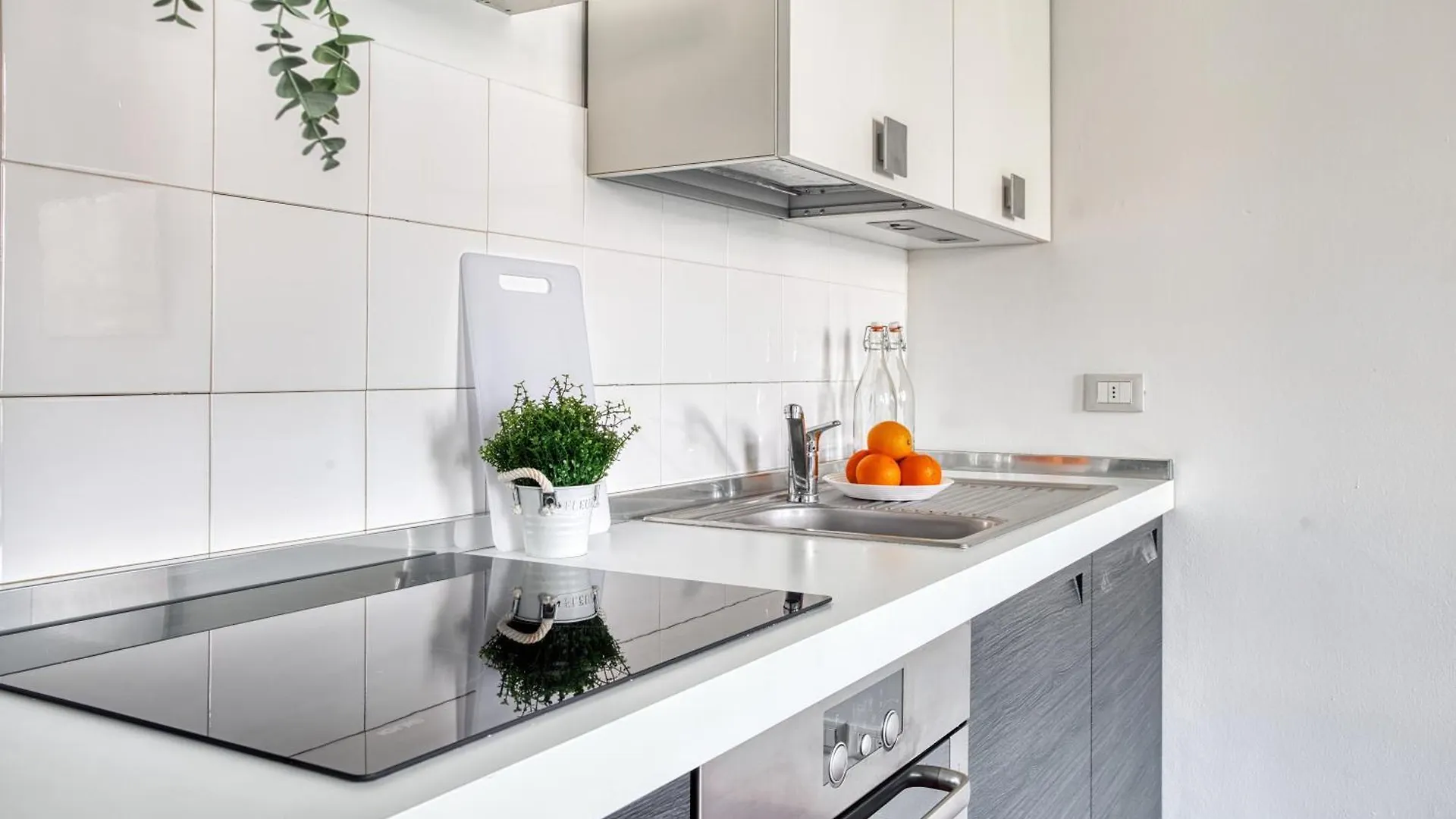 Just Urban Stays - Delightful Apartment - Porta Romana Milan